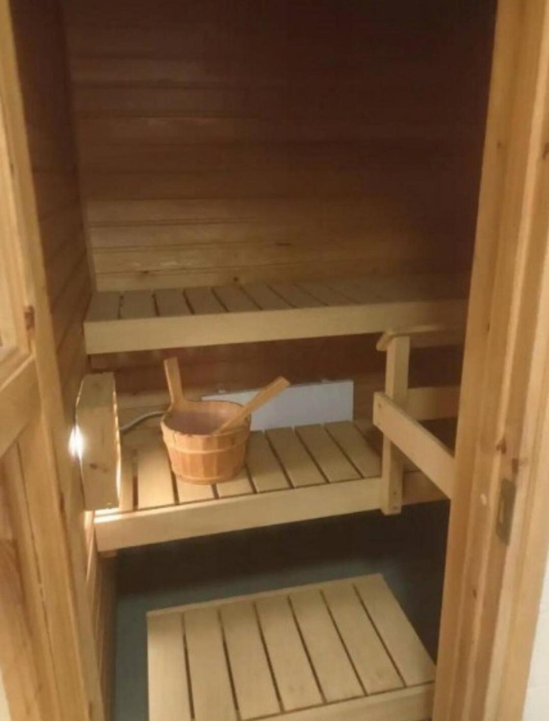 Own Sauna, Across Shopping Mall, 15min To Center